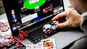 Tampilan sistem level member tomitoto dengan berbagai tingkatan keanggotaan eksklusif untuk pengguna Indonesia
